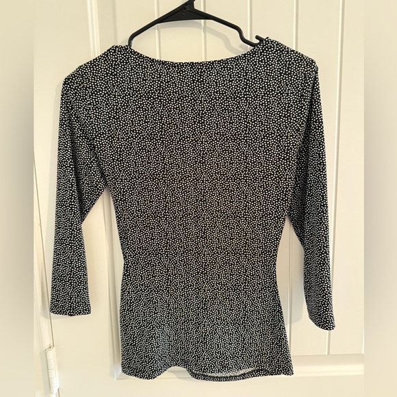 Banana Republic Black and White blouse - Picture 2 of 3